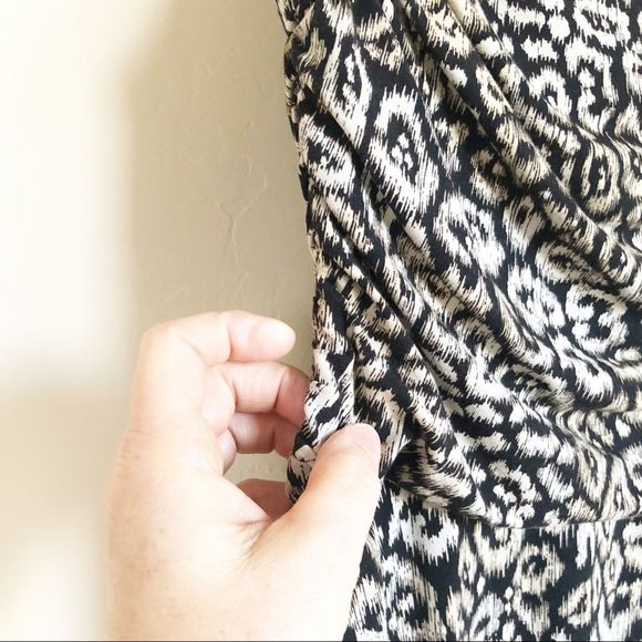 Ann Taylor Black Cream Animal Print Tank Dress Ruched Top Sleeveless Size 2 - Picture 5 of 7